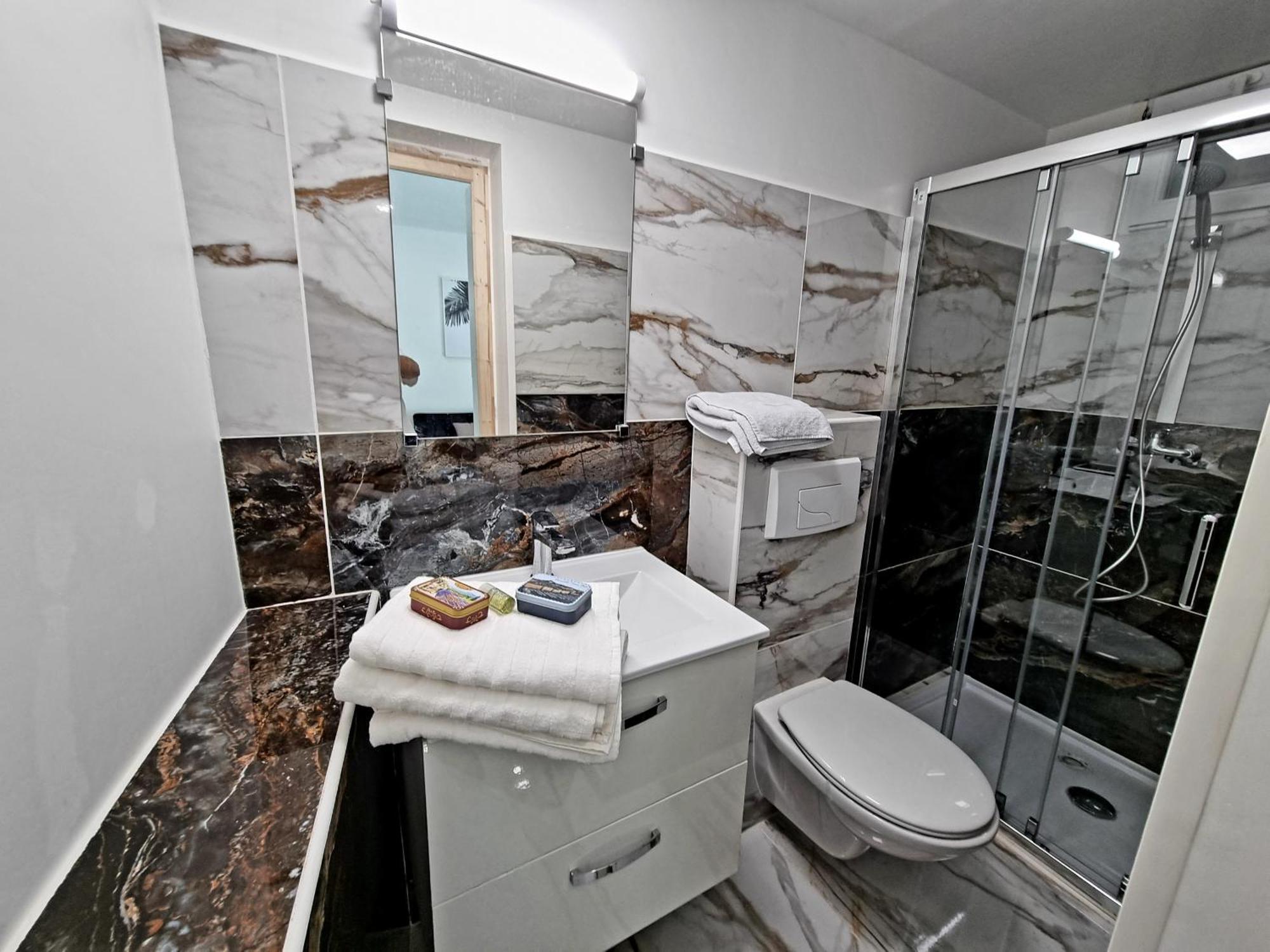 Villa Neuve Avec Piscine Privee Parc Des Calanques 15Min Velodrome มาร์กเซย ภายนอก รูปภาพ
