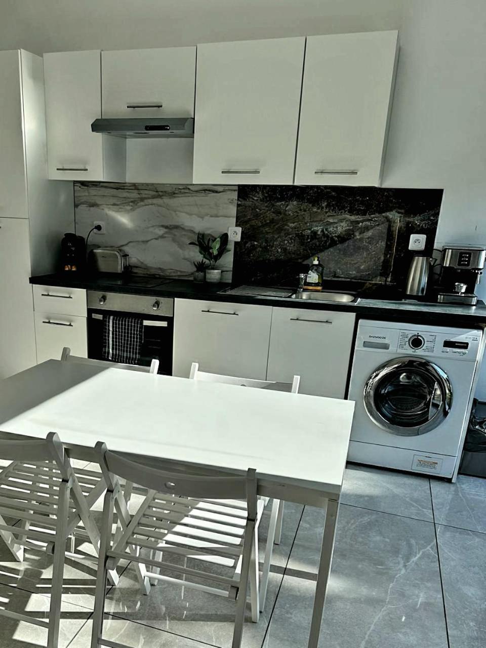 Villa Neuve Avec Piscine Privee Parc Des Calanques 15Min Velodrome มาร์กเซย ภายนอก รูปภาพ